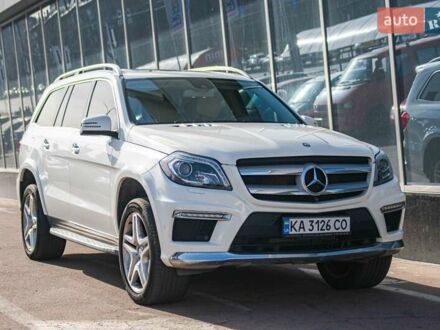 Мерседес ГЛ-класс 2014 в Киеве на Automoto.ua Белый Мерседес ГЛ-класс, объемом двигателя 4.66 л и пробегом 230 тыс. км за 23999 $, фото 1 на Automoto.ua