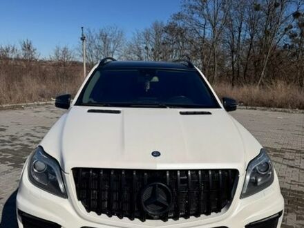 Білий Мерседес ГЛ-Клас, об'ємом двигуна 4.66 л та пробігом 300 тис. км за 34000 $, фото 1 на Automoto.ua