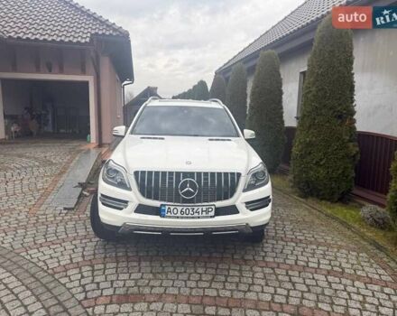 Белый Мерседес ГЛ-класс, объемом двигателя 2.99 л и пробегом 240 тыс. км за 24900 $, фото 1 на Automoto.ua
