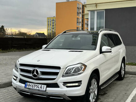 Белый Мерседес ГЛ-класс, объемом двигателя 2.99 л и пробегом 182 тыс. км за 24500 $, фото 1 на Automoto.ua