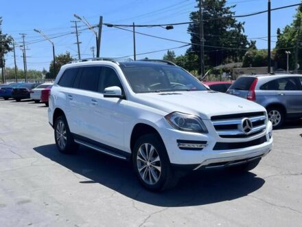 Белый Мерседес ГЛ-класс, объемом двигателя 3 л и пробегом 78 тыс. км за 5000 $, фото 1 на Automoto.ua