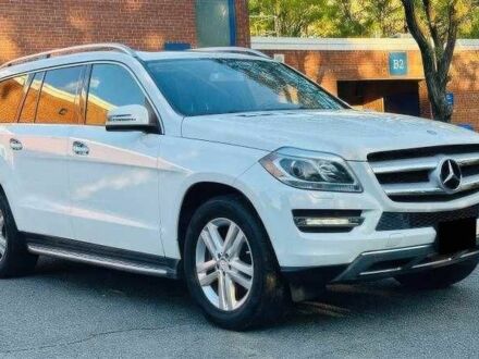 Білий Мерседес ГЛ-Клас, об'ємом двигуна 3 л та пробігом 100 тис. км за 6500 $, фото 1 на Automoto.ua