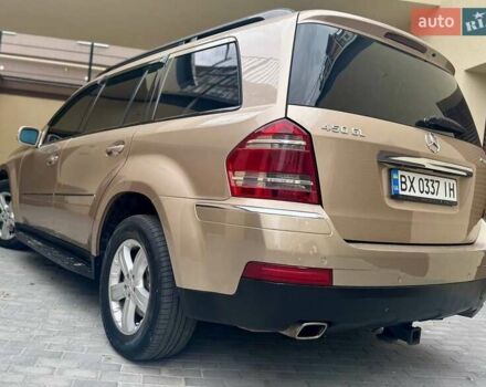 Мерседес ГЛ-класс 2006 в Хмельницком на Automoto.ua Бежевый Мерседес ГЛ-класс, объемом двигателя 4.66 л и пробегом 340 тыс. км за 13000 $, фото 3 на Automoto.ua