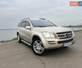 Бежевий Мерседес ГЛ-Клас, об'ємом двигуна 4.7 л та пробігом 222 тис. км за 9600 $, фото 1 на Automoto.ua
