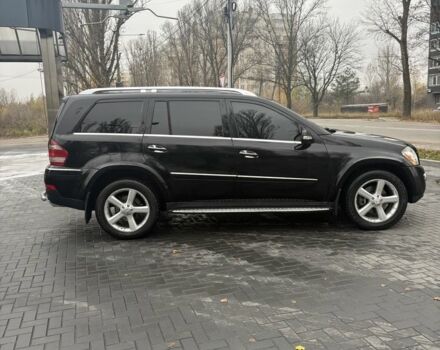 Черный Мерседес ГЛ-класс, объемом двигателя 3 л и пробегом 357 тыс. км за 11500 $, фото 2 на Automoto.ua
