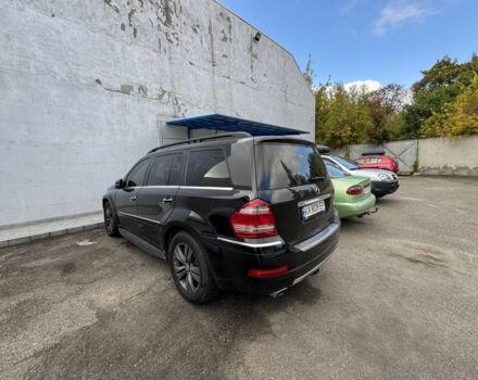 Черный Мерседес ГЛ-класс, объемом двигателя 4.7 л и пробегом 414 тыс. км за 12500 $, фото 6 на Automoto.ua