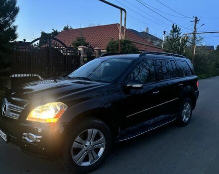 Мерседес ГЛ-класс 2007 в Одессе на Automoto.ua Черный Мерседес ГЛ-класс, объемом двигателя 4.7 л и пробегом 150 тыс. км за 9700 $, фото 4 на Automoto.ua