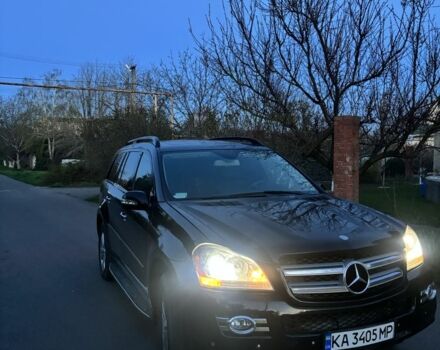 Мерседес ГЛ-класс 2007 в Одессе на Automoto.ua Черный Мерседес ГЛ-класс, объемом двигателя 4.7 л и пробегом 150 тыс. км за 9700 $, фото 3 на Automoto.ua