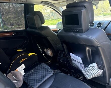 Мерседес ГЛ-класс 2007 в Одессе на Automoto.ua Черный Мерседес ГЛ-класс, объемом двигателя 4.7 л и пробегом 150 тыс. км за 9700 $, фото 16 на Automoto.ua