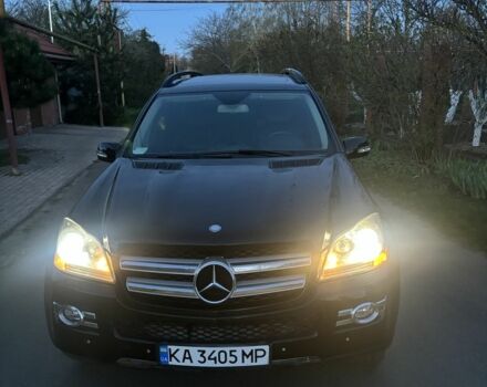 Мерседес ГЛ-класс 2007 в Одессе на Automoto.ua Черный Мерседес ГЛ-класс, объемом двигателя 4.7 л и пробегом 150 тыс. км за 9700 $, фото 5 на Automoto.ua