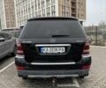 Черный Мерседес ГЛ-класс, объемом двигателя 5.46 л и пробегом 303 тыс. км за 15000 $, фото 5 на Automoto.ua