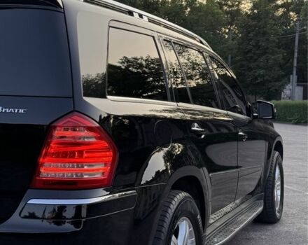 Черный Мерседес ГЛ-класс, объемом двигателя 4.7 л и пробегом 250 тыс. км за 12000 $, фото 10 на Automoto.ua