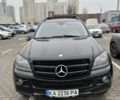 Черный Мерседес ГЛ-класс, объемом двигателя 5.46 л и пробегом 303 тыс. км за 15000 $, фото 3 на Automoto.ua