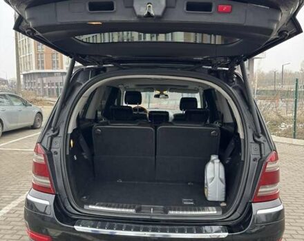 Черный Мерседес ГЛ-класс, объемом двигателя 5.46 л и пробегом 303 тыс. км за 15000 $, фото 8 на Automoto.ua