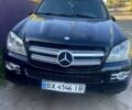 Черный Мерседес ГЛ-класс, объемом двигателя 5.5 л и пробегом 270 тыс. км за 12500 $, фото 1 на Automoto.ua