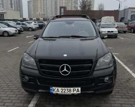 Черный Мерседес ГЛ-класс, объемом двигателя 5.46 л и пробегом 303 тыс. км за 15000 $, фото 20 на Automoto.ua