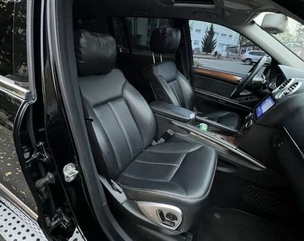 Черный Мерседес ГЛ-класс, объемом двигателя 4.7 л и пробегом 322 тыс. км за 7500 $, фото 7 на Automoto.ua