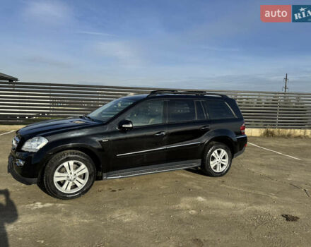 Черный Мерседес ГЛ-класс, объемом двигателя 2.99 л и пробегом 301 тыс. км за 15500 $, фото 1 на Automoto.ua