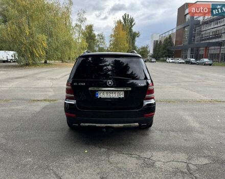 Мерседес ГЛ-класс 2006 в Белой Церкве на Automoto.ua Черный Мерседес ГЛ-класс, объемом двигателя 4.66 л и пробегом 321 тыс. км за 8200 $, фото 7 на Automoto.ua