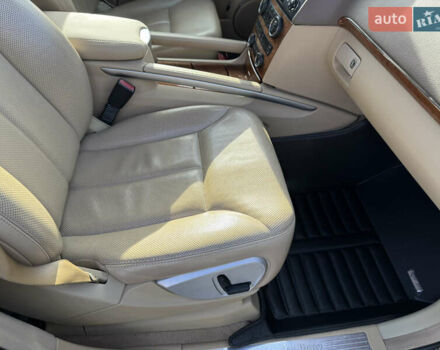 Черный Мерседес ГЛ-класс, объемом двигателя 2.99 л и пробегом 301 тыс. км за 15500 $, фото 19 на Automoto.ua