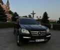 Черный Мерседес ГЛ-класс, объемом двигателя 4.7 л и пробегом 250 тыс. км за 12000 $, фото 1 на Automoto.ua