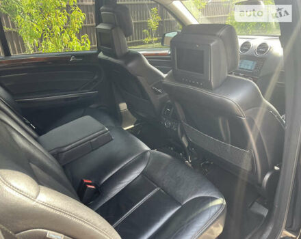 Черный Мерседес ГЛ-класс, объемом двигателя 4.7 л и пробегом 177 тыс. км за 10700 $, фото 20 на Automoto.ua