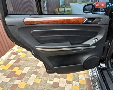 Чорний Мерседес ГЛ-Клас, об'ємом двигуна 5.46 л та пробігом 226 тис. км за 11600 $, фото 16 на Automoto.ua