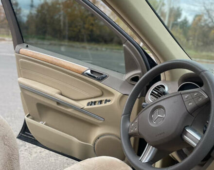 Черный Мерседес ГЛ-класс, объемом двигателя 2.99 л и пробегом 280 тыс. км за 14200 $, фото 12 на Automoto.ua