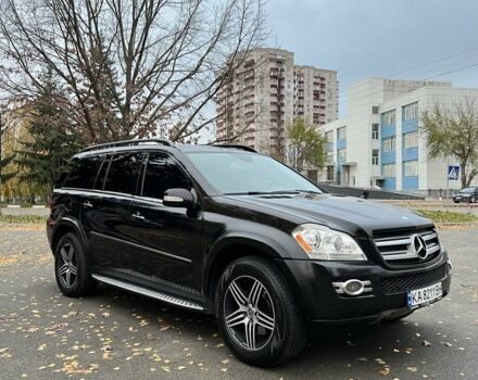 Черный Мерседес ГЛ-класс, объемом двигателя 4.7 л и пробегом 322 тыс. км за 7500 $, фото 1 на Automoto.ua