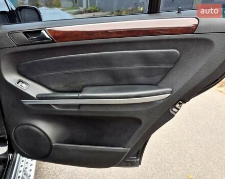 Чорний Мерседес ГЛ-Клас, об'ємом двигуна 5.46 л та пробігом 226 тис. км за 11600 $, фото 20 на Automoto.ua