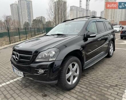 Черный Мерседес ГЛ-класс, объемом двигателя 5.46 л и пробегом 303 тыс. км за 15000 $, фото 4 на Automoto.ua