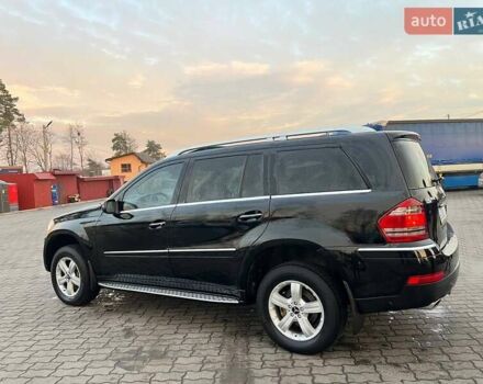 Чорний Мерседес ГЛ-Клас, об'ємом двигуна 4.66 л та пробігом 213 тис. км за 11600 $, фото 10 на Automoto.ua