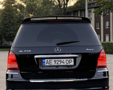 Черный Мерседес ГЛ-класс, объемом двигателя 4.7 л и пробегом 250 тыс. км за 12000 $, фото 12 на Automoto.ua