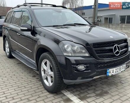 Черный Мерседес ГЛ-класс, объемом двигателя 5.46 л и пробегом 303 тыс. км за 15000 $, фото 22 на Automoto.ua