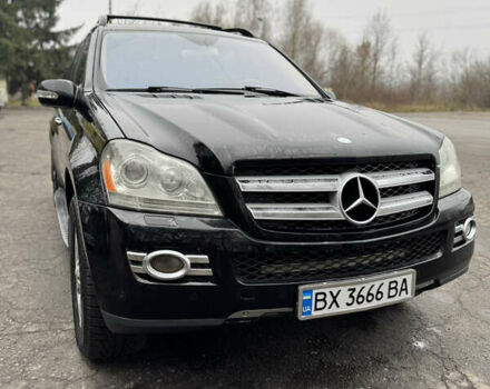 Черный Мерседес ГЛ-класс, объемом двигателя 4.66 л и пробегом 105 тыс. км за 14500 $, фото 1 на Automoto.ua