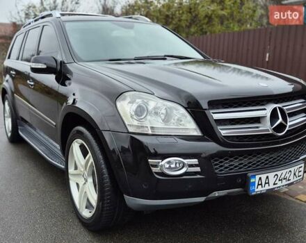 Чорний Мерседес ГЛ-Клас, об'ємом двигуна 5.46 л та пробігом 226 тис. км за 11600 $, фото 1 на Automoto.ua