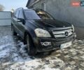 Черный Мерседес ГЛ-класс, объемом двигателя 4.66 л и пробегом 290 тыс. км за 8000 $, фото 1 на Automoto.ua