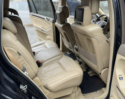 Черный Мерседес ГЛ-класс, объемом двигателя 4.66 л и пробегом 105 тыс. км за 14500 $, фото 21 на Automoto.ua