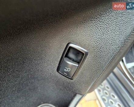 Чорний Мерседес ГЛ-Клас, об'ємом двигуна 5.46 л та пробігом 226 тис. км за 11600 $, фото 33 на Automoto.ua