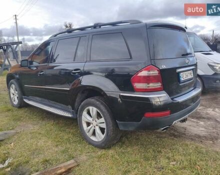 Чорний Мерседес ГЛ-Клас, об'ємом двигуна 4.66 л та пробігом 184 тис. км за 7500 $, фото 4 на Automoto.ua