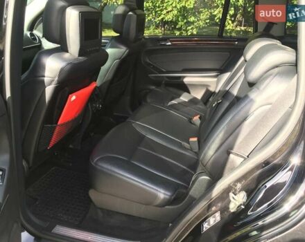 Чорний Мерседес ГЛ-Клас, об'ємом двигуна 5.46 л та пробігом 203 тис. км за 14000 $, фото 6 на Automoto.ua