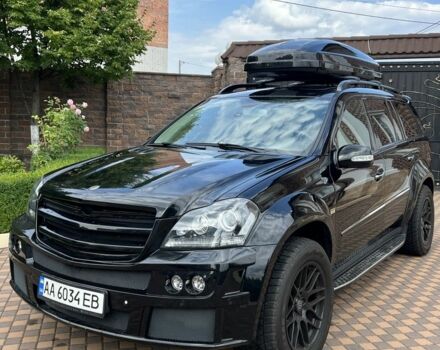 Черный Мерседес ГЛ-класс, объемом двигателя 4.7 л и пробегом 605 тыс. км за 13000 $, фото 1 на Automoto.ua