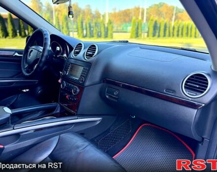 Чорний Мерседес ГЛ-Клас, об'ємом двигуна 4.7 л та пробігом 297 тис. км за 10000 $, фото 8 на Automoto.ua