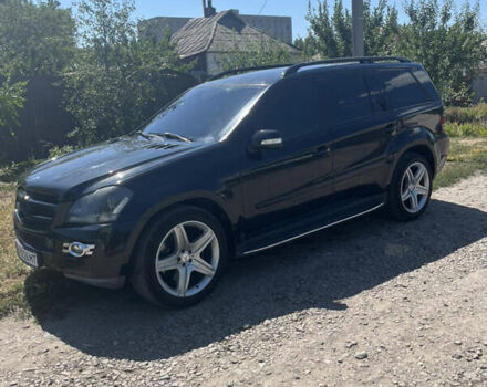 Чорний Мерседес ГЛ-Клас, об'ємом двигуна 4.66 л та пробігом 363 тис. км за 10500 $, фото 1 на Automoto.ua
