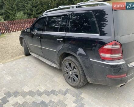 Чорний Мерседес ГЛ-Клас, об'ємом двигуна 5.46 л та пробігом 250 тис. км за 10600 $, фото 5 на Automoto.ua