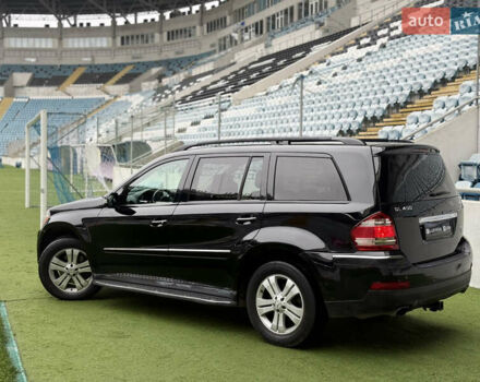 Чорний Мерседес ГЛ-Клас, об'ємом двигуна 4.66 л та пробігом 160 тис. км за 8900 $, фото 11 на Automoto.ua