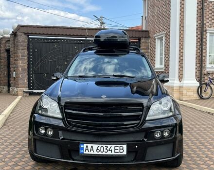 Черный Мерседес ГЛ-класс, объемом двигателя 4.7 л и пробегом 605 тыс. км за 13000 $, фото 2 на Automoto.ua