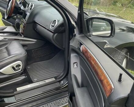 Черный Мерседес ГЛ-класс, объемом двигателя 4.66 л и пробегом 286 тыс. км за 14500 $, фото 27 на Automoto.ua