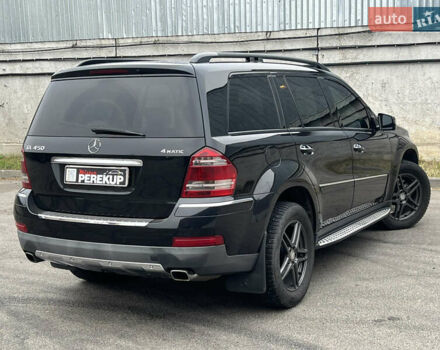 Черный Мерседес ГЛ-класс, объемом двигателя 4.66 л и пробегом 427 тыс. км за 10999 $, фото 5 на Automoto.ua