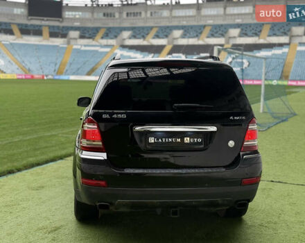 Чорний Мерседес ГЛ-Клас, об'ємом двигуна 4.66 л та пробігом 160 тис. км за 8900 $, фото 15 на Automoto.ua